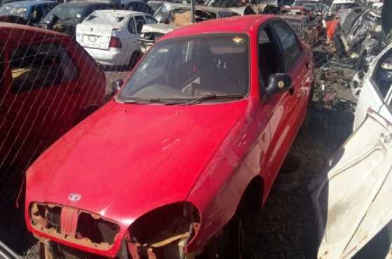 daewoo lanos striping for spares