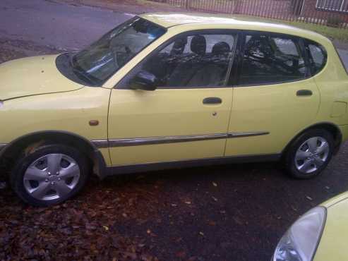 Daihatsu Sirion 2000 model Twincam