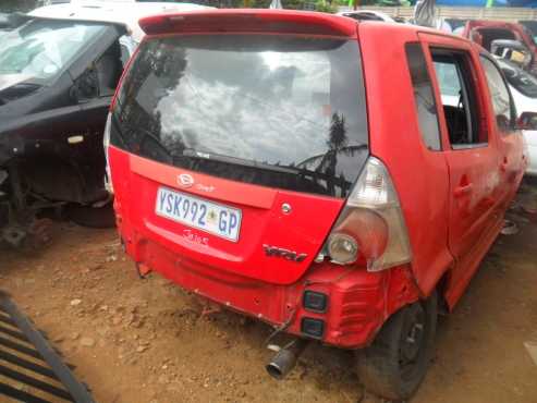 Daihatsu YRV stripping for spares