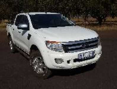 DCAB FORD RANGER  3.2XLT 2012MODEL