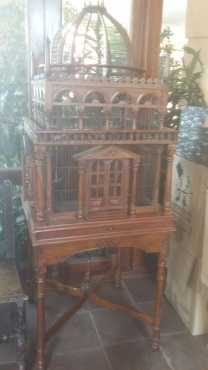 Decorative Victorian style bird cage. Excellent condition.