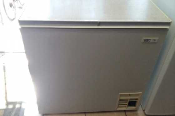 Defy 210 L freezer