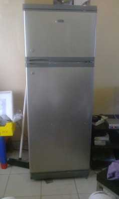 defy 260liter fridge