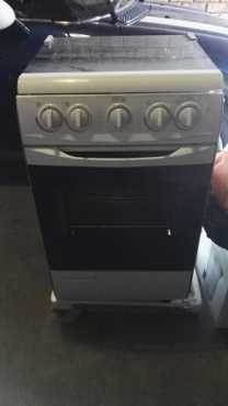 Defy 4 plate Gas Stove for sale