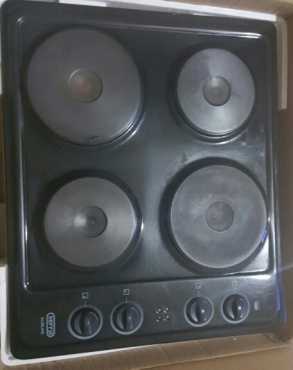 Defy 4 plate hob and hood