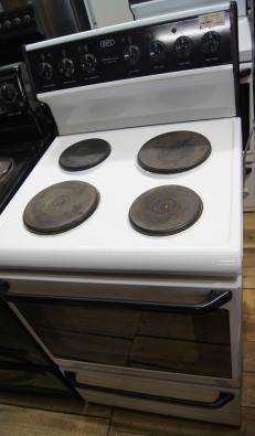 Defy 4 Plate Stove S017317A