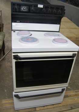 Defy 4 Plate Stove S017699C