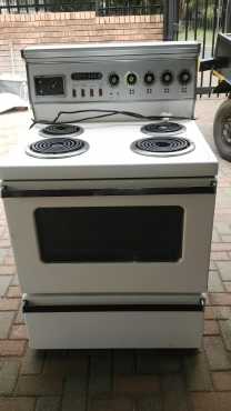 Defy 424 Stove