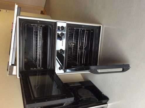 Defy eye level stove emaculet condition