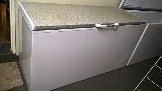 Defy freezer in excellent condition for sale