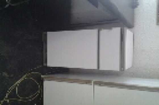 Defy fridge freezer 120l