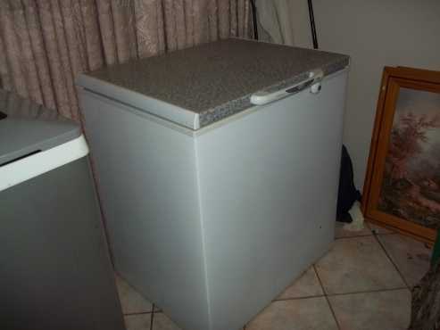 Defy Multimode Chest Freezer 210 ltr.