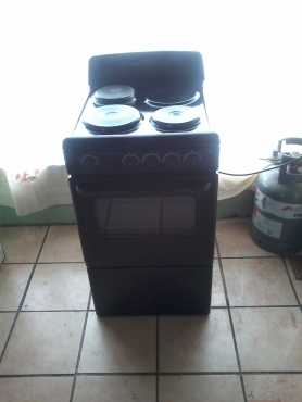 Defy plugin 3 plate stove with oven for sale