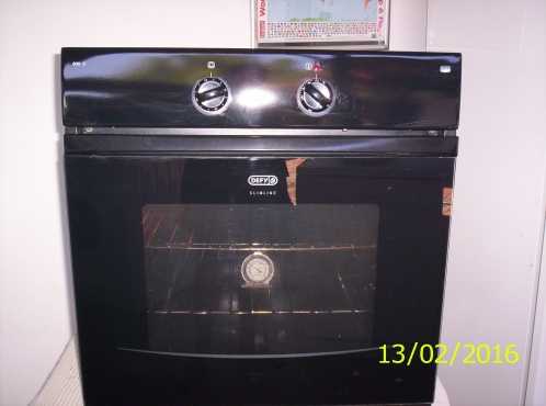 Defy Slimline 600 C  Oven