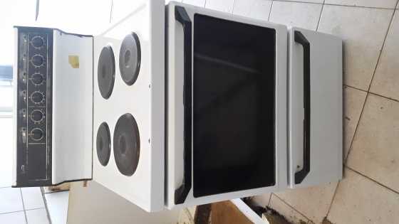 DEFY STOVE amp OVEN FOR SALE URGENTLY amp IN WORKING CONDITION