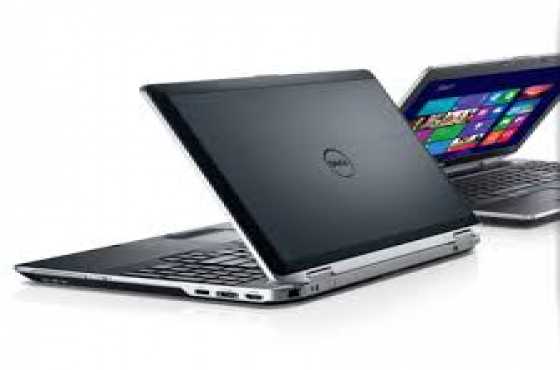 Dell  latitude core i5 very clean r2800