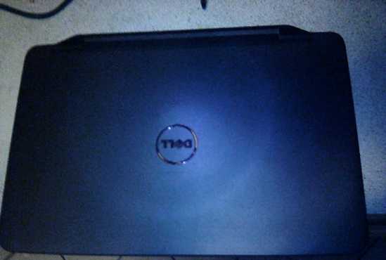 Dell vostro 1540 500Gb