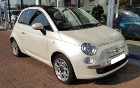 Demo 2013 Fiat 500 Convertible (Pearl White)