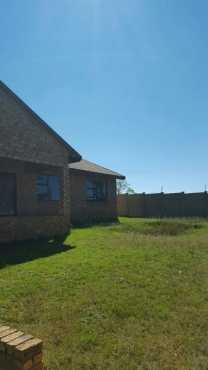 Deneysville Vaal Dam Holiday house for sale