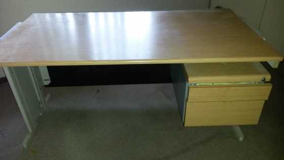 Desk for sale