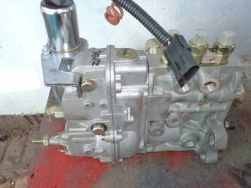 Deutz 3 amp 6 cylinder injection pumps.