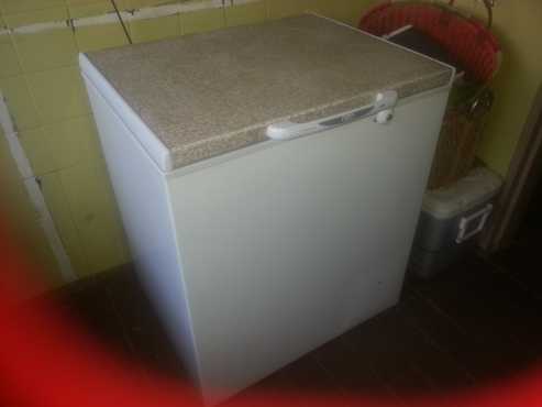 Devy chest freezer