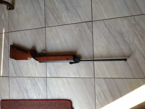 Diana G80 air rifle 4.5 mm