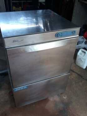 DiHR GS50 countertop dishwasher