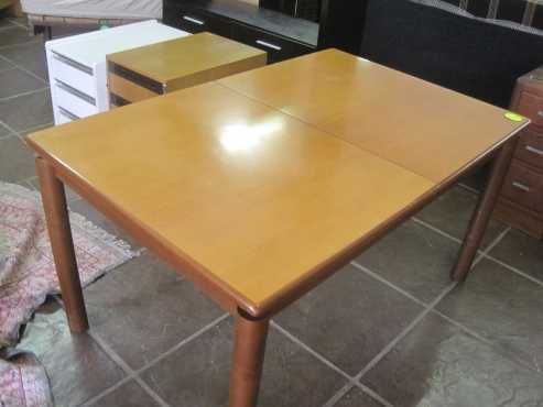 Dining room Table