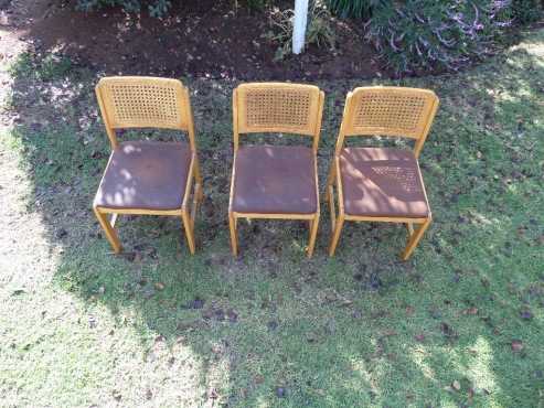 DININGROOM   KITCHEN CHAIRS  (6 OFF)