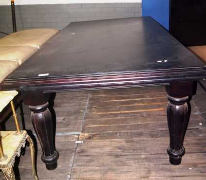 Diningroom Table S009935A Rosettenvillepawnshop