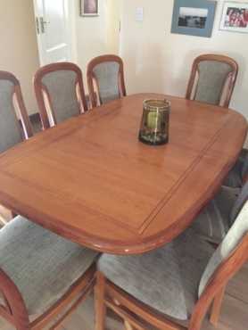 Diningroom table Solid Cherry wood