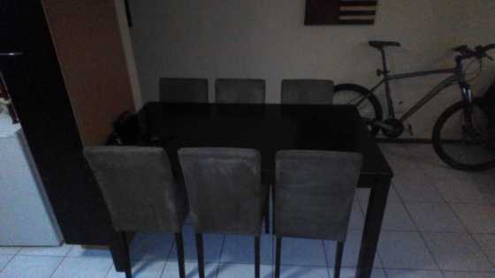 Dinning room table