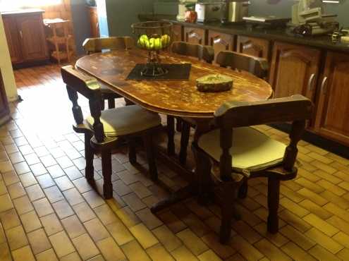 DINNING ROOMKITCHEN TABLE WITH CHAIRS