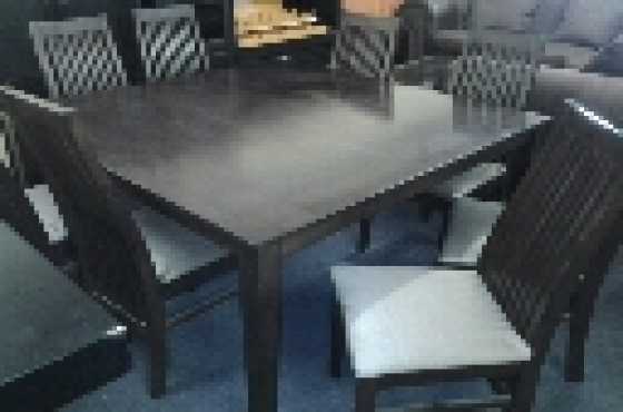 Dinning suite for sale with 8 chairs