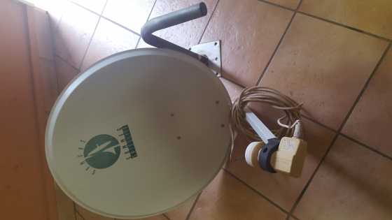 Dish complete with mounting Bracket and Single LNB