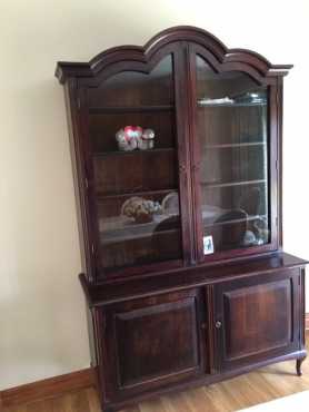 Display Cabinet