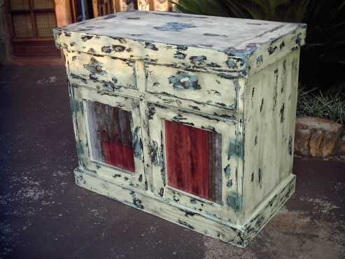 Distressed Pine Green Kitchen Cupboard (1100x580x880)