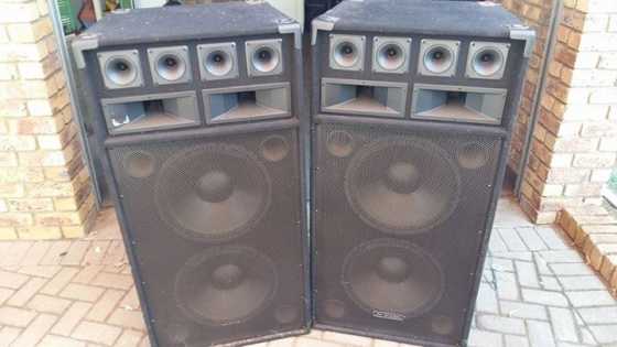 Dixon Super Speakers