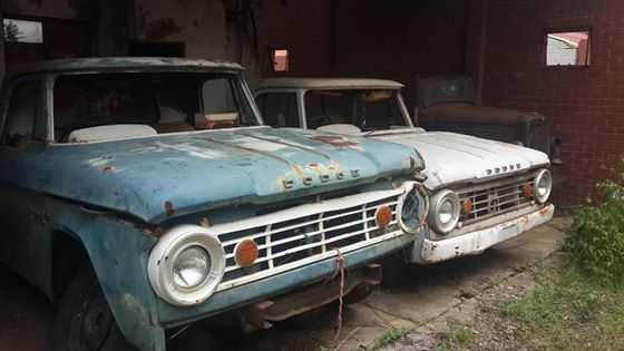 Dodge D100 1962 2 available