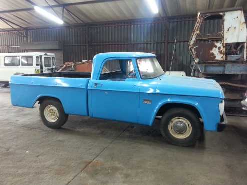 Dodge D100
