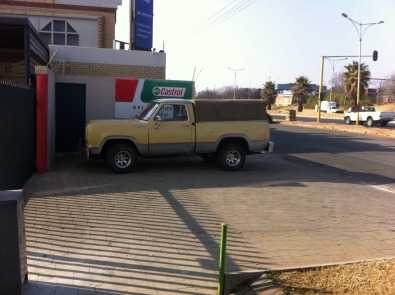 Dodge D100 pick up