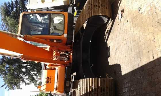 Doosan 220 LC-V Excavator 5500 hours