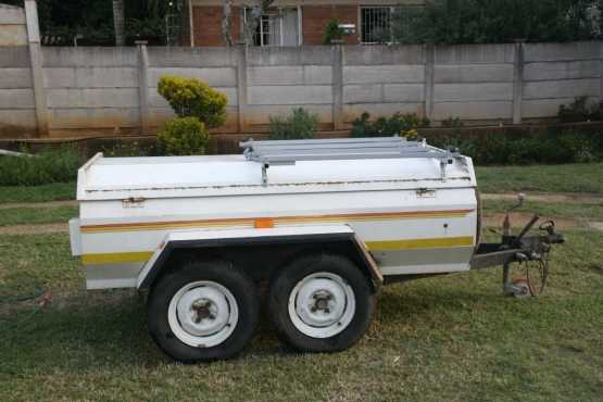 Double axle luggage trailer