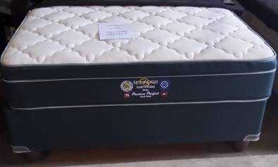 DOUBLE BED AND BASE 15 YEAR WARRANTY