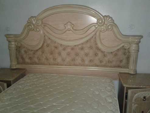 Double bed Matress and Base Set