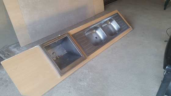 Double sink and wash