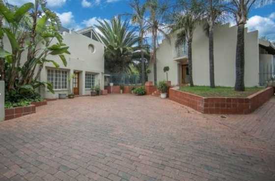 DOUBLE STOREY ARCHITECTURAL GEM IN SUNNINGHILL ESTATE