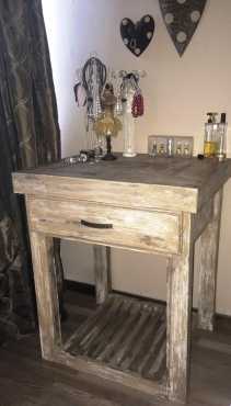 Dresser Farmhouse series 700 mini with drawer Glazed