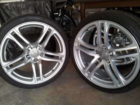 DRINGEND...AUDI R8 RIMS 23535ZR19 TE KOOP